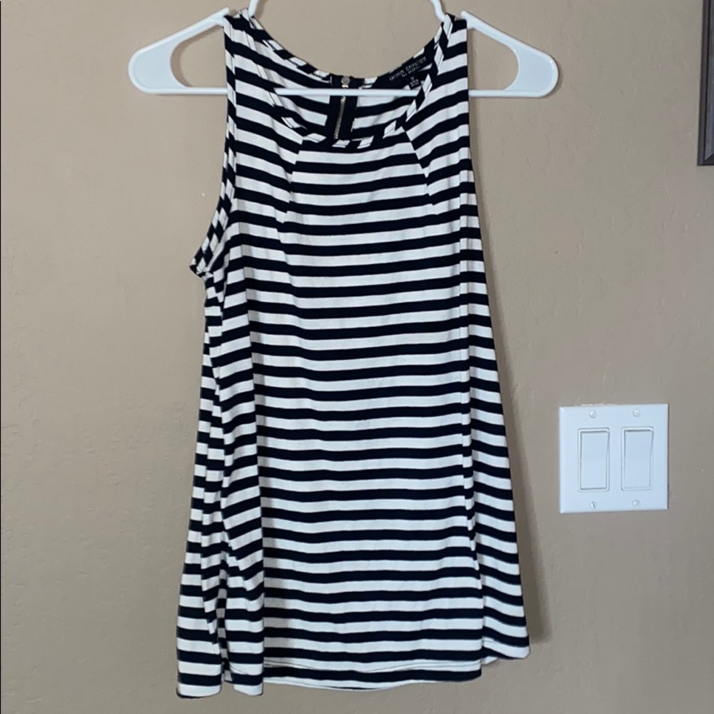 Stripe tank